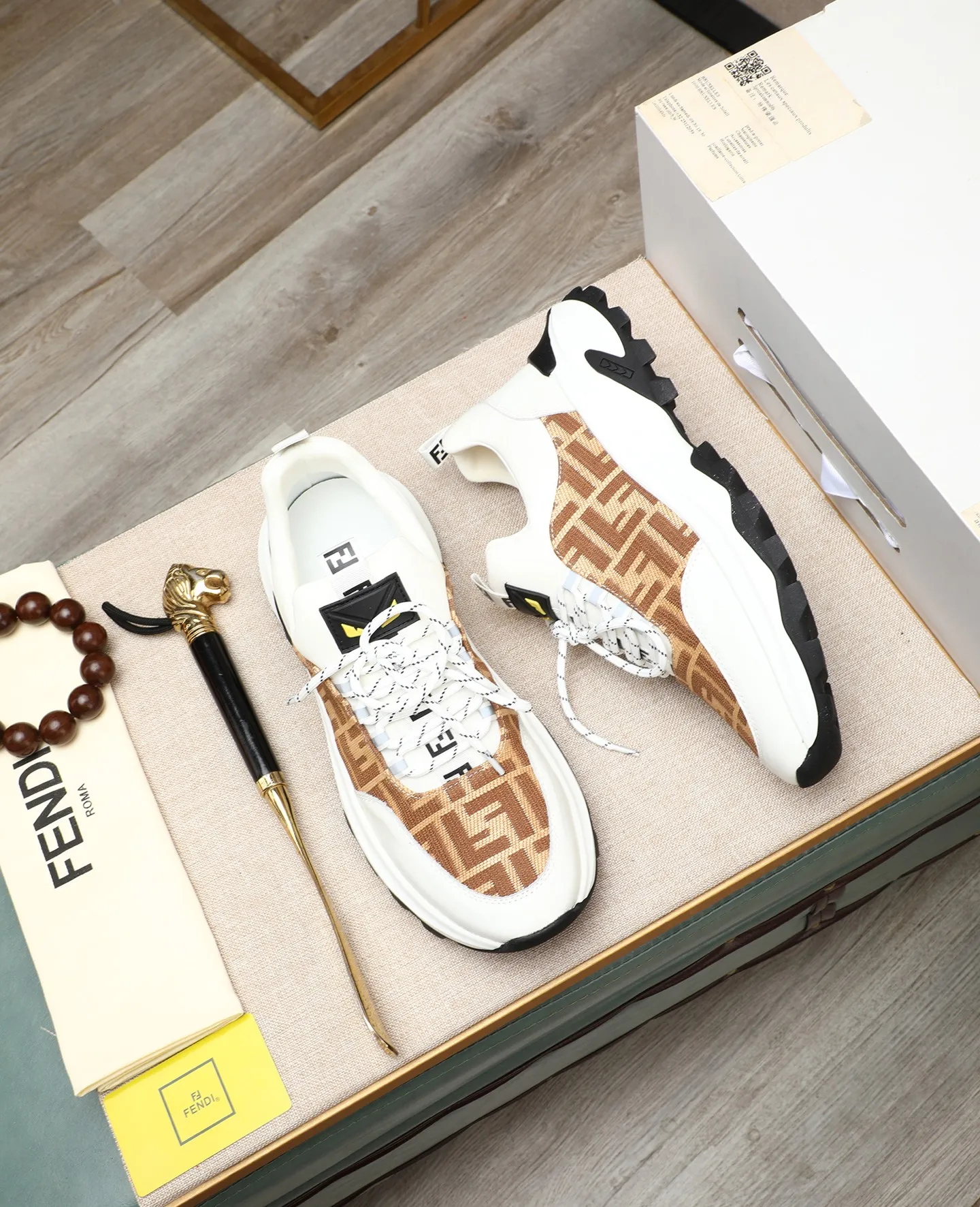 Men's shoes 💰460🕷🕷[FENDI] Fendi fashionable casual men's shoes 🇨🇳Original official website 1:1 model opening, new models are available first 💯Not high-profile but avant-garde, simple About low-key and fashionable, super versatile style 🌿 Made of original cowhide ➕ Pigskin lining 🎋 The version is comfortable on the feet, so rigorous for any small place, and the workmanship is first-class 🍍38-44 Large quantities in stock